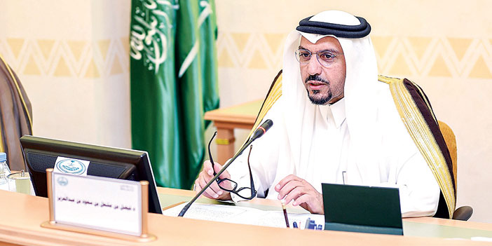 ناقش المشاريع المعتمدة والمقترحة 