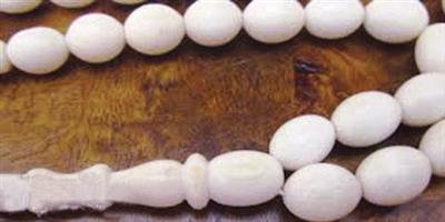 تجارة العاج تنذر بانقراض الفيل الإفريقي 