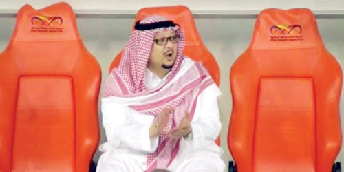  الأمير فيصل بن تركي أثناء ردة فعلة على هدف الاتحاد