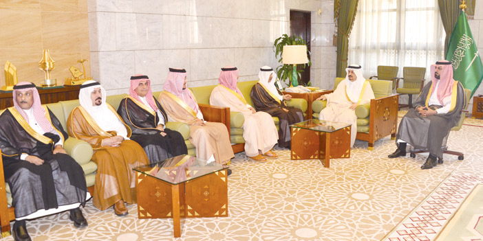  الأمير فيصل بندر يستقبل وكيل وزارة الداخلية ووكلاء إمارات المناطق