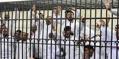 تأجيل محاكمة 379 مصرياً في قضية اعتصام النهضة 