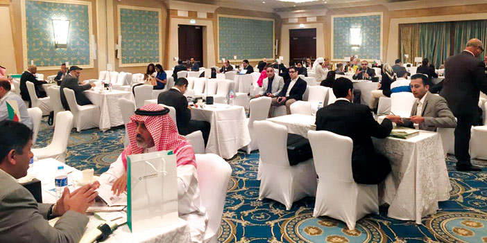  جانب من ورش العمل