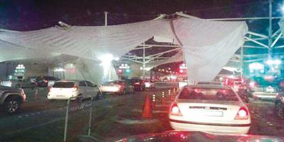 جسر الملك فهد: لاتأثير لتمزق أحد أشرعة المظلات في الجانب البحريني 
