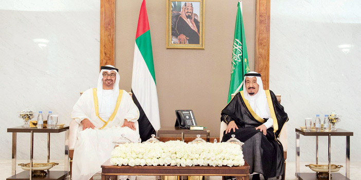  المليك خلال استقباله ولي عهد أبوظبي
