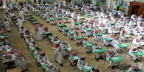 المدارس السعودية تودع النظام الثانوي السنوي بنهاية العام الدراسي 