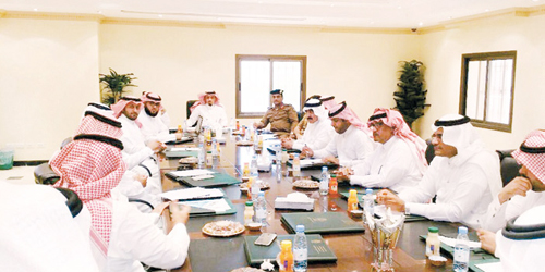   الاتفاق على تكوين لجنة من المجلس البلدي والمرور والبلدية