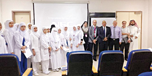  المشاركون في الورشة