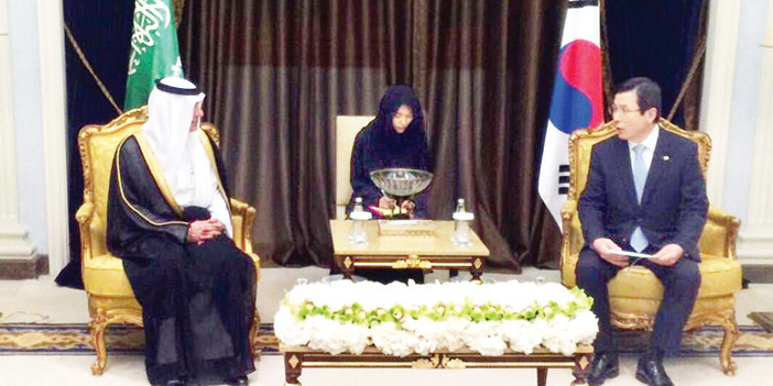  رئيس وزراء كوريا الجنوبية لدى استقباله وزير الخارجية
