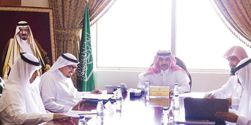   الأمير عبد الرحمن مع رؤساء البلديات