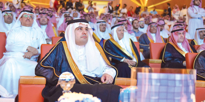   وزير الثقافة خلال تدشينه المبنى الجديد لوكالة الأنباء السعودية