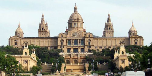 تغريم مدير متحف لبثّه إعلان دون ترخيص 