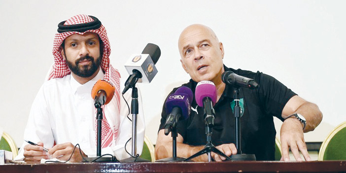  جروس في مؤتمر الوداع