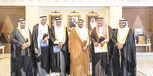 أمير منطقة القصيم يلتقي أعضاء مجلس إدارة جمعية العلوم الزراعية 