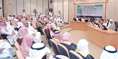 أمير منطقة القصيم يدعو إلى الاجتهاد في البحث عن المتعففين 