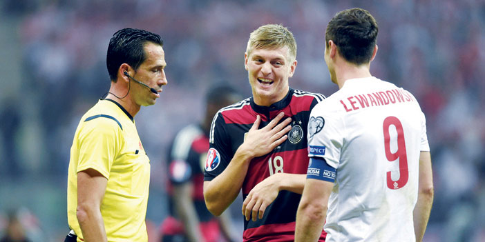   من آخر لقاء جمع المنتخب الألماني والبولندي