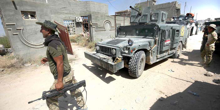    القوات العراقية تقترب من وسط الفلوجة