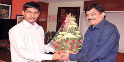 كفيف بعقل مبصر 