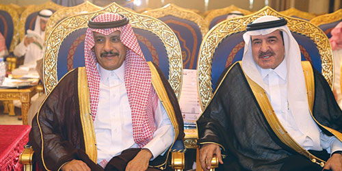  محافظ المجمعة خلال حضوره اللقاء الرمضاني