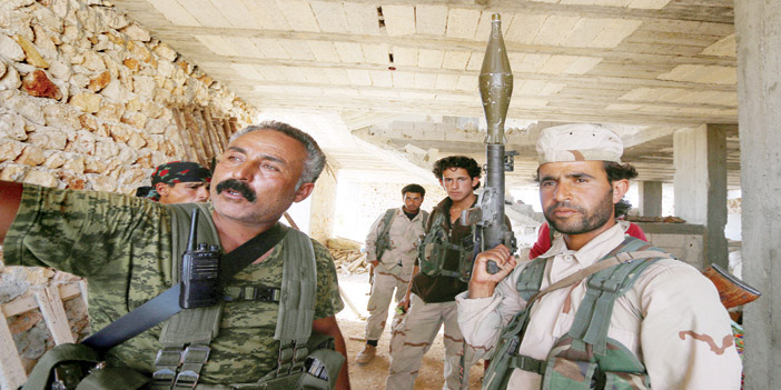  أفراد من قوات سوريا الديمقراطية في منبج