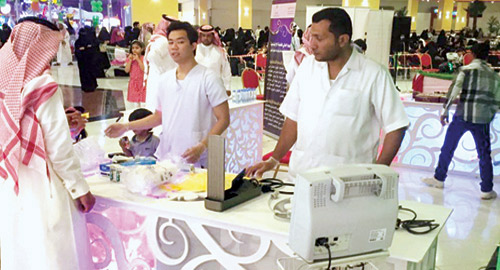  جانب من المعرض