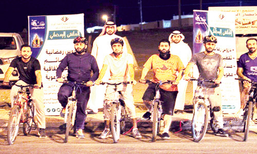   سباق الدراجات من فعاليات الملتقى الرمضاني بالقريات