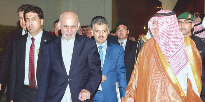  الرئيس الأفغاني يغادر جدة