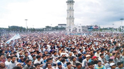  مسلمون في إندونيسيا