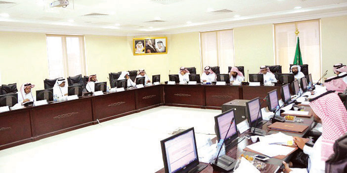   المجلس البلدي بمحافظة المذنب