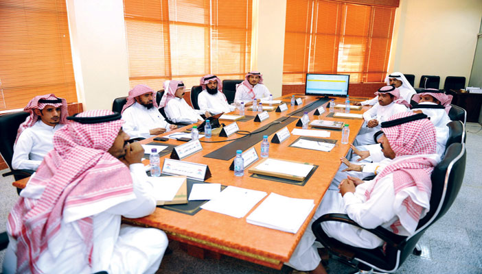  جانب من اجتماع بلدي بقعاء