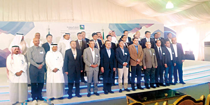  رئيس أرامكو السعودية وأعضاء الإدارة العليا بأرامكو ورؤساء الشركات الوطنية والعالمية