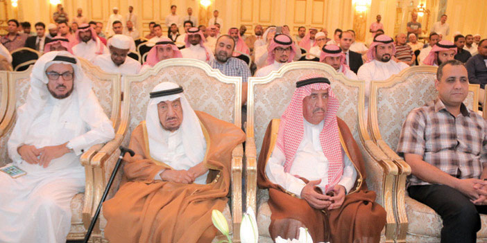  الشيخ محمد وحمد الجميح ومساعد رئيس الشركة الدكتور الغامدي