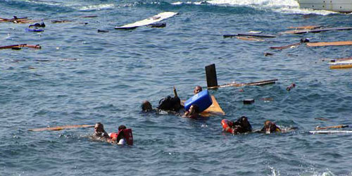 مسؤول: مقتل 26 مهاجراً قبالة سواحل ليبيا 