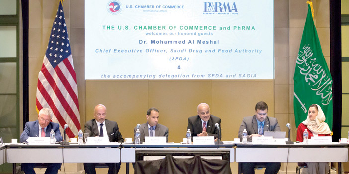  المشعل خلال ترأسه الاجتماع