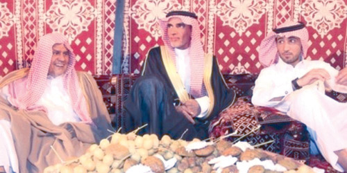  السعوي أثناء زيارته المهرجان