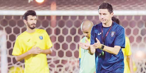   كالزيتش يوجه اللاعبين