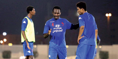   من تدريبات الفريق