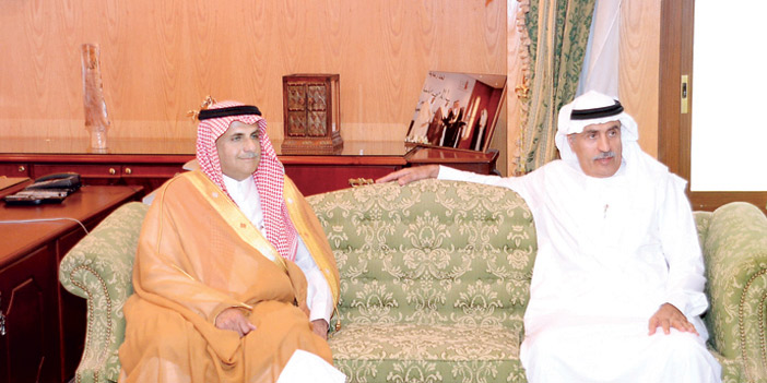  آل الشيخ أثناء استقباله للعبدالوهاب