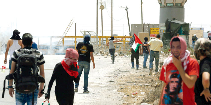   لايزال الفلسطينيون يعانون من الاضطهاد الإسرائيلي