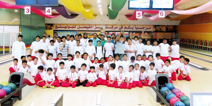  طلاب الأكاديمية في أحد البرامج