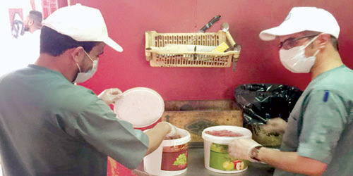  جانب من الحملات التفتيشية على المقاهي