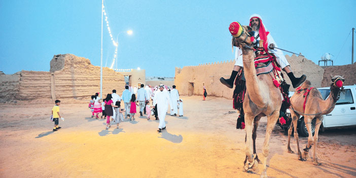  زوار لبلدة الخبراء التراثية