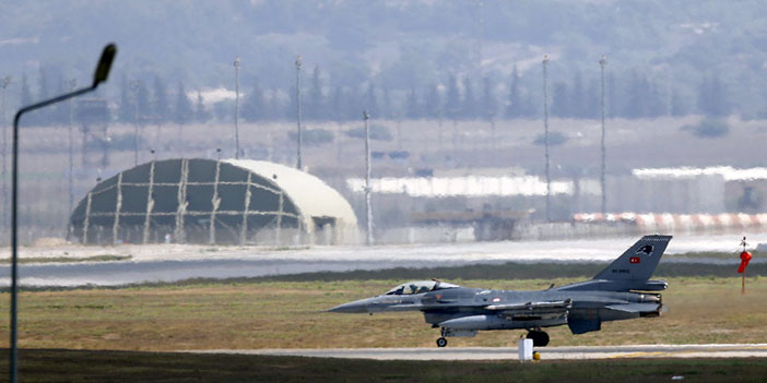 ألمانيا تصر على السماح لنوابها بزيارة جنود في قاعدة تركية 