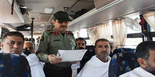 اليحيى  يحذر من نقل الحجاج غير النظاميين 