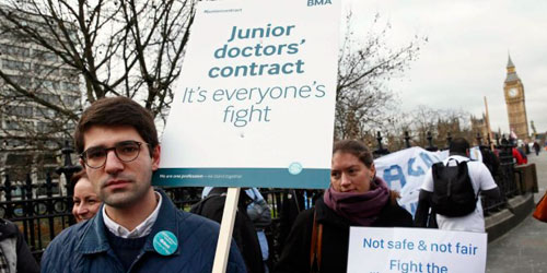 إضراب أطباء بريطانيا يلغي نصف مليون عملية 