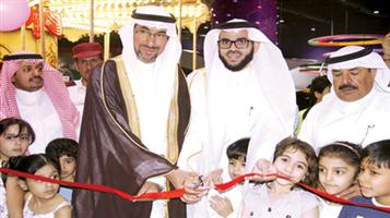 العثيم للسياحة والترفيه تدشن مدينة «سفوري لاند» الترفيهية في جراند مول حائل 