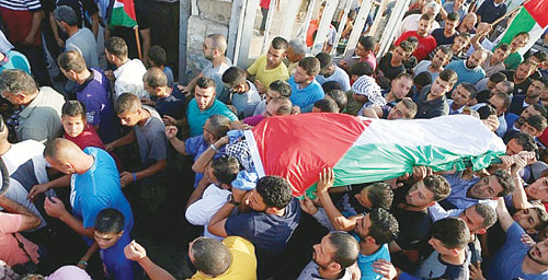   قوات الاحتلال أطلقت الرصاص على سيارة الشهيد