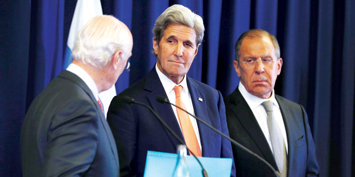  وزيرا الخارجية الأمريكي والروسي ودي مستورا خلال اتفاق الهدنة
