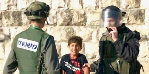   قوات الاحتلال تواصل اعتقال الأطفال