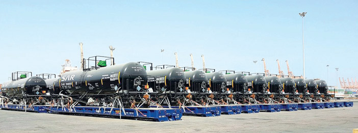  الدفعة الأولى من قطارات نقل منتجات «وعد الشمال»