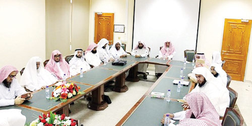  من اجتماع أساتذة كلية القرآن